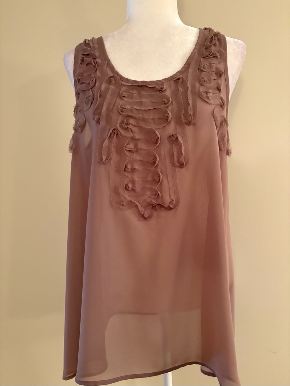 Women’s Sleeveless Ruffle Front Blouse - Mauve